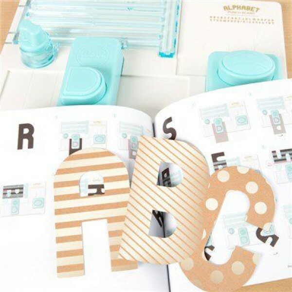 Mini Ferramenta para criar Letras We R Memory Keepers - Alfabeto e N�meros