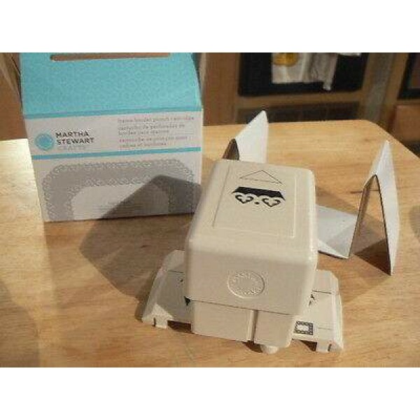 Furador - Frame Border Punch Cartridge - Royal Heart- Martha Stewart