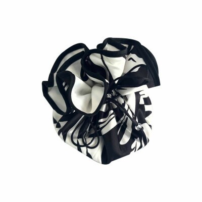 Porta Joias De Viagem Floral Branco e Preto (4670)