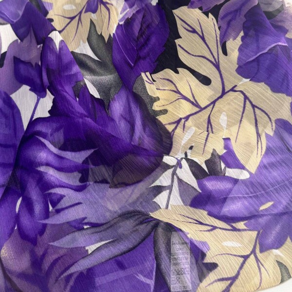 Len�o Floral Roxo e Preto de Satin (6641 Ev1-4)