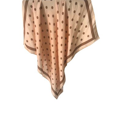 Len�o Po� Creme Toque de Seda (SKU 9029)