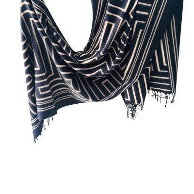 Cachecol Labirinto Preto e Bege 9157