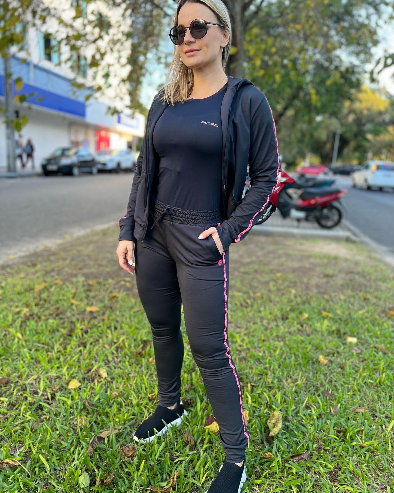 Sweat It Out Or Snooze Planet Fitnesss Holiday Hours - trm8x73