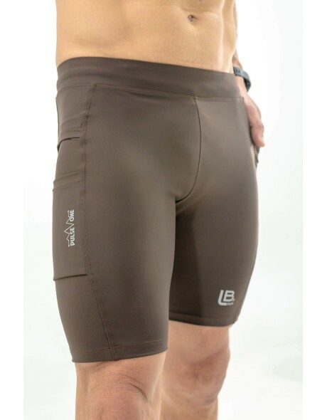 BERMUDA DE CORRIDA MASCULINA PULSE ONE MARROM -3 BOLSOS 750ML O MAIOR DA CATEGORIA