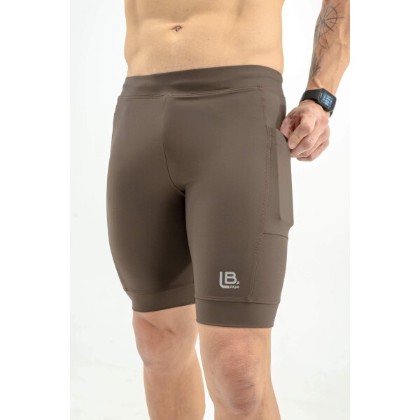 BERMUDA DE CORRIDA MASCULINA STREET RACE MARROM - 2 BOLSOS 500ML