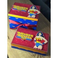 Arquivo De Corte P�scoa Mini Confeiteiro Mulher Maravilha 1
