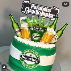 Arquivo topo de bolo Heineken