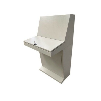 MESA DE COMANDO ME-120 1370X1200X830MM