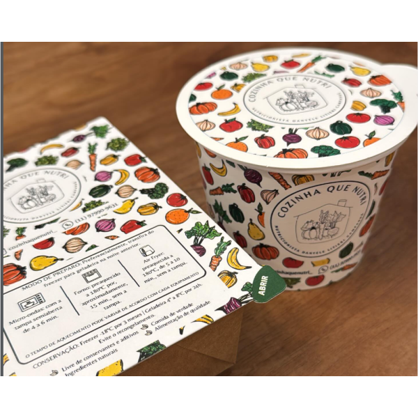 Cocada de forno com geleia de frutas vermelhas. Sem gl�ten.