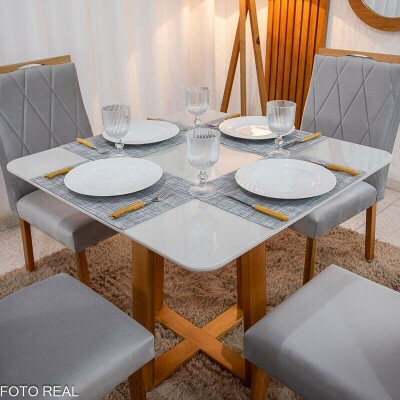 Mesa de Jantar Pedro 90x90 Vidro Off/Base Madeira + 4 Cad. Lisboa Veludo Prata 514 Madeira Art Assento - Entregue Montada