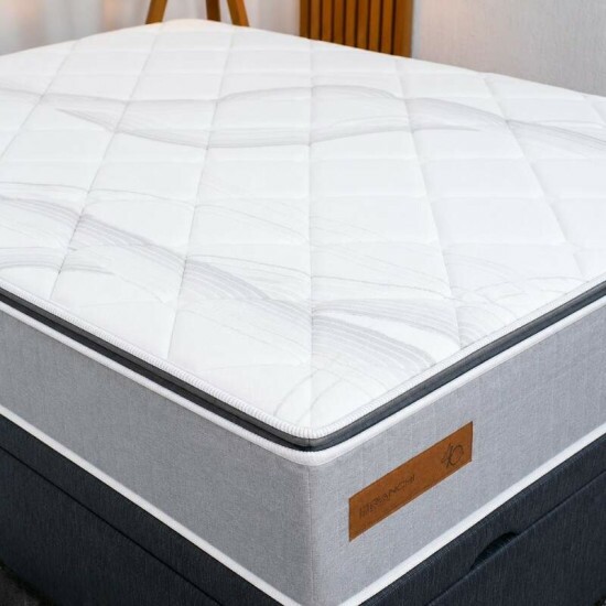 Colch�o Casal Belaggio Molas Ensacadas - Bianchi Colch�es + Base Box Ba� Casal Prime Confort Linh�o Petr�leo Blindado - Issacar 138x188x77 | Suporta at� 200kg