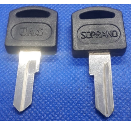 CHAVE YALE PVC SOPRANO CADEADO 30 MM