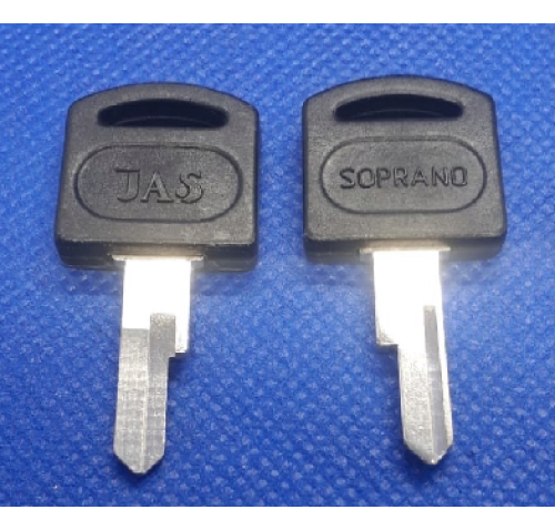 CHAVE YALE PVC SOPRANO CADEADO 15 MM