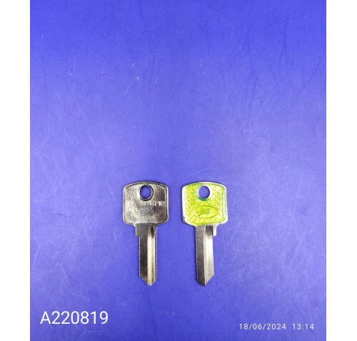 CHAVE YALE COLOR PAPAIZ CAD.30/40MM LU