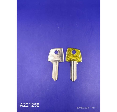 CHAVE YALE COLOR SOPRANO FECH SOBR