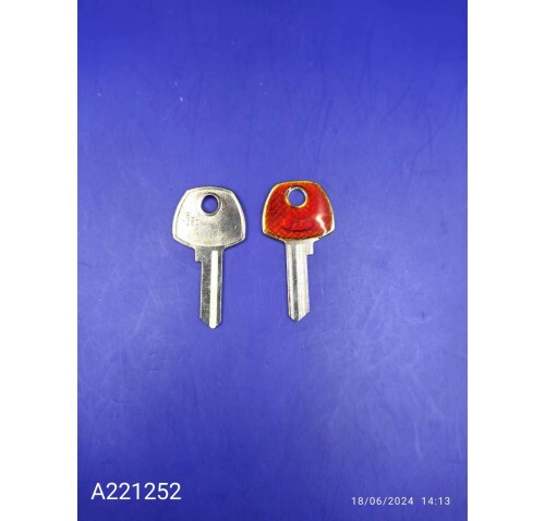 CHAVE YALE COLOR HELA PERFIL STAM LU CONTRA 1251