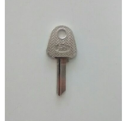 CHAVE YALE - 3F C826
