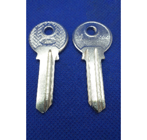 CHAVE YALE - UEME C10