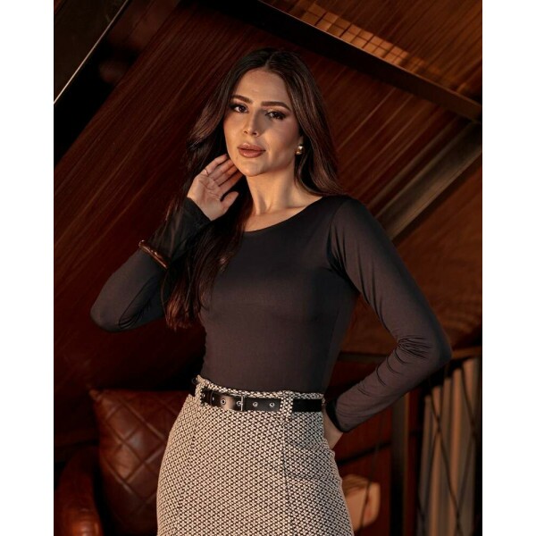 Body Leticia Preto