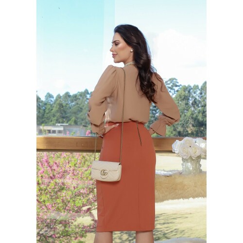Blusa Olivia Caramelo